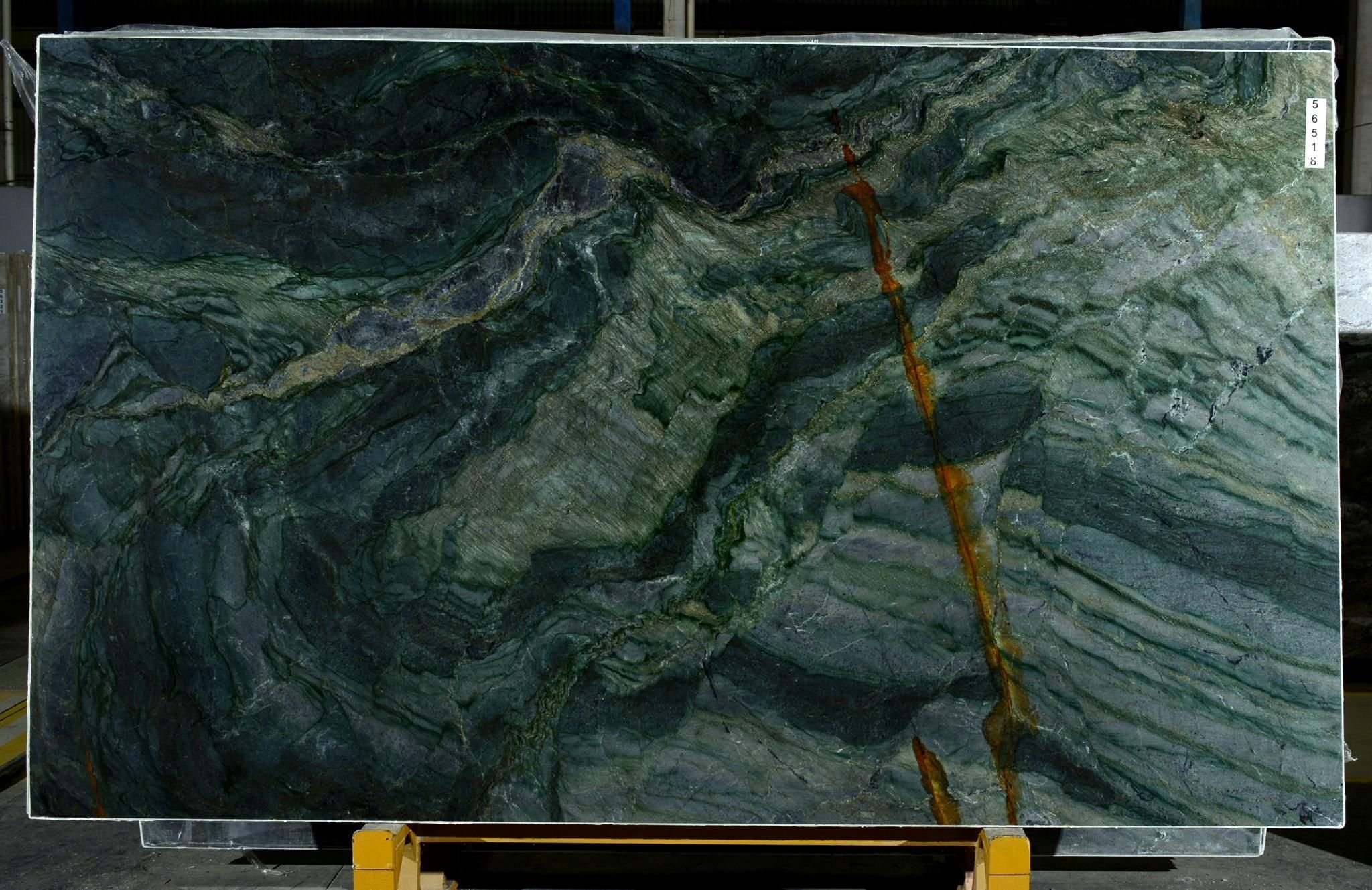 Sombori Island 3cm Polished Quartzite