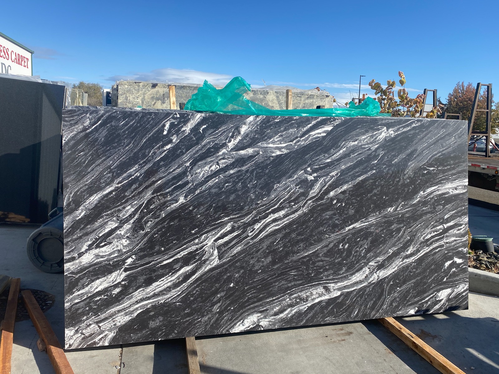 Rhino : Rome II 3cm Quartz (BM)New!!!