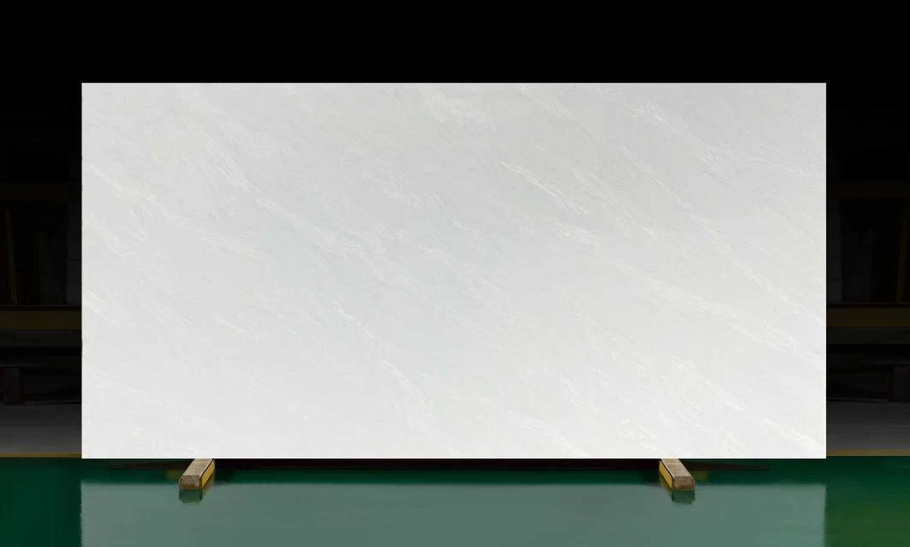 Rhino : White Shimmer 9061S 3cm Quartz NEW!!