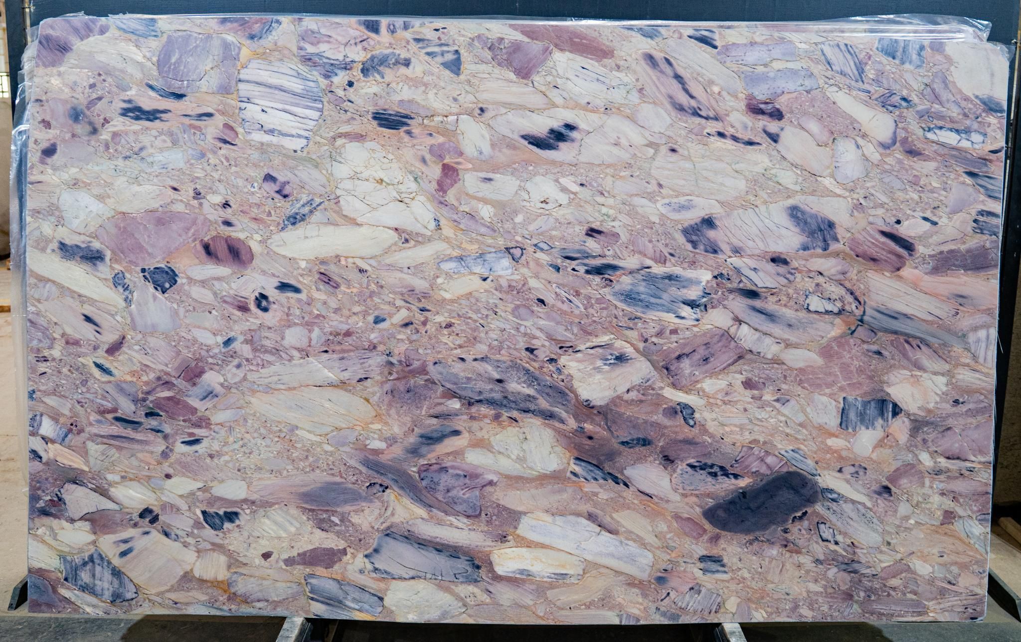 Excalibur Leather Quartzite 3cm