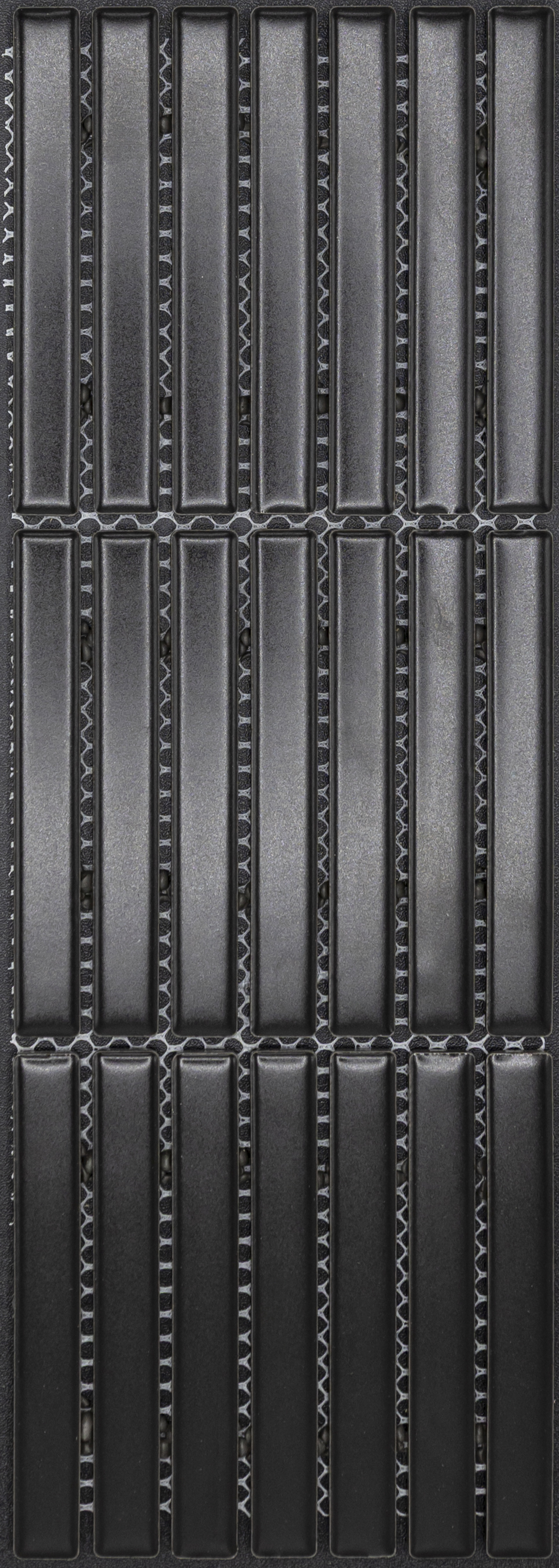 Rhino : Stack Mosaic : Black 1/2