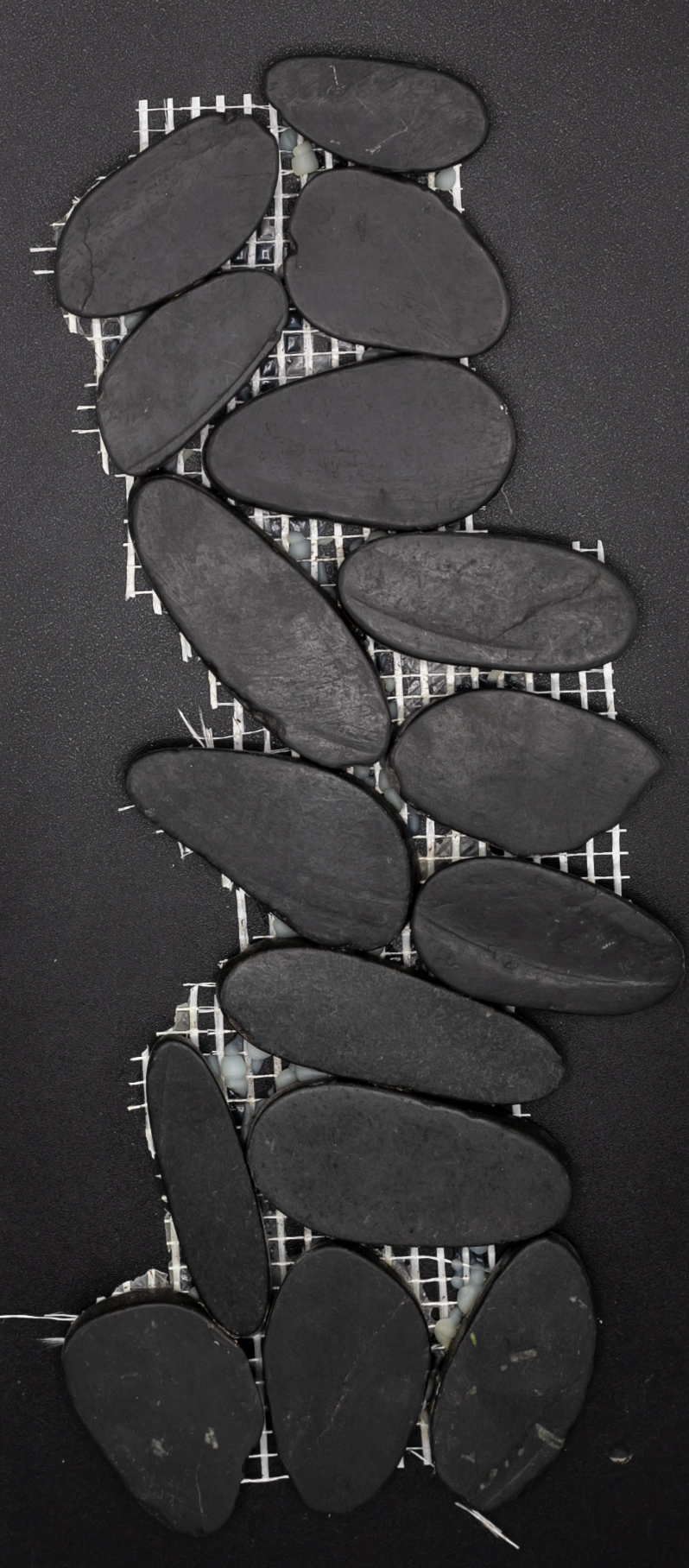 Rhino : Flat Pebble Mesh 12x12 (FP-102) Charcoal (5/bx)