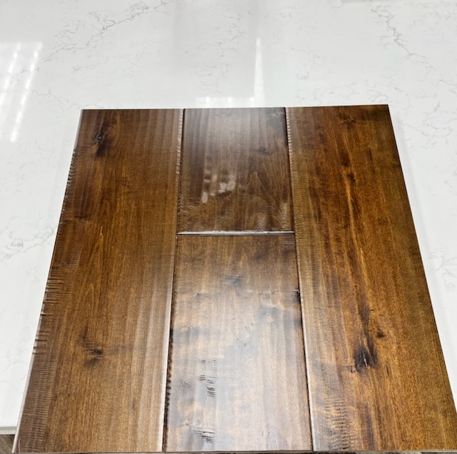 Rhino : English Pub Series : Eng. Handscraped Maple Whiskey (26sf)