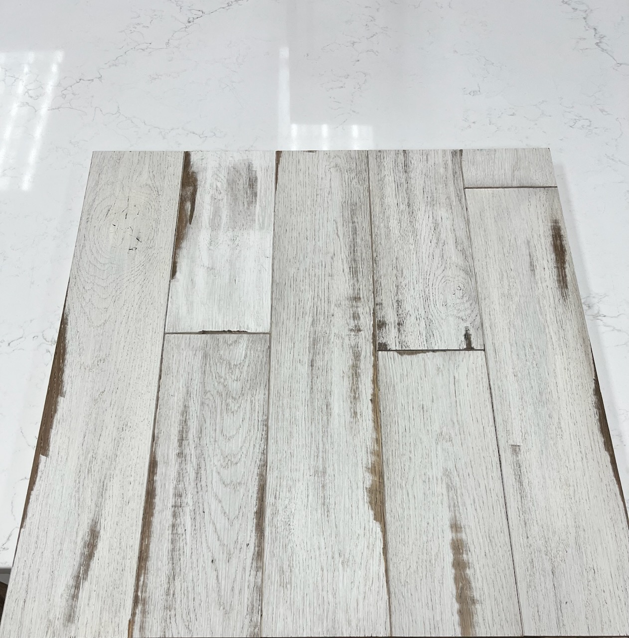 Rhino : Oak Eng : Weathered White SSQ-2 (24.80sf)